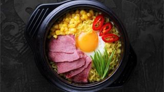 Рамен с копченой говядиной