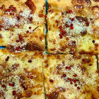 Cacio e pepe 1/2 teglia