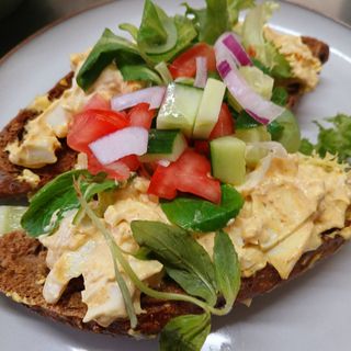 Bocadillo Ensalada de Huevo