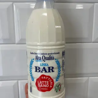 Latte  Intero 