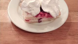 Voćni piškota kolač