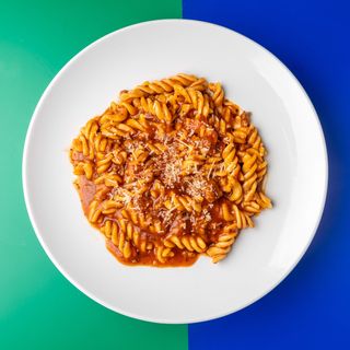 Pasta Arrabbiata + palačinka sa eurokremom + Coca-Cola 0.33l