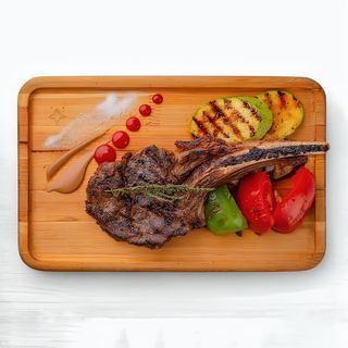 Стейк от шефа с овощами гриль (350г)