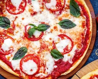 Пицца "Маргарита"