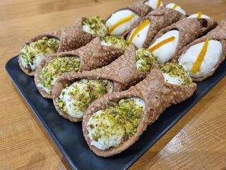 Сицилианска канола с рикота