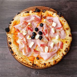 Mikele pizza 32cm + Coca Cola 0,5l
