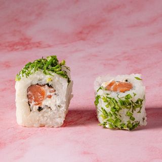 Salmón & Queso roll (8 Piezas)