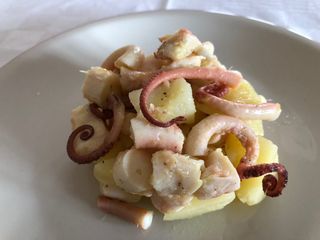 Z001. Patate e polpo
