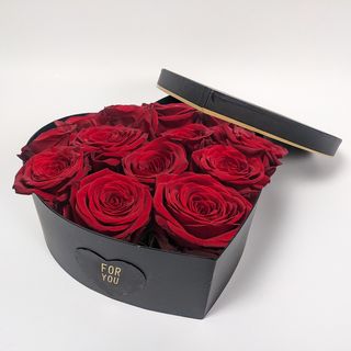 12 წითელი ვარდი ყუთში 1151