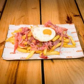 Huevos Rotos con Jamón