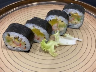 74. Futomaki California - 4 pezzi