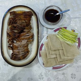Pato Asado A La Pekinesa Con 8 Crepés