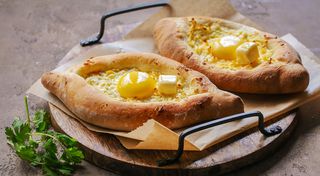 Хачапури по-аджарски