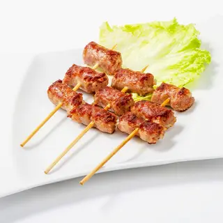 238. Spiedini di salsiccia