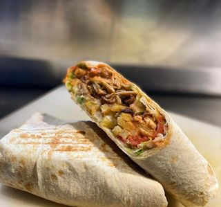 მექსიკური შაურმა მიქსი ღორის ხორცით