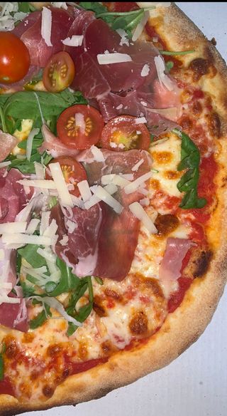 Pizza Pastamore (33 Cm.)