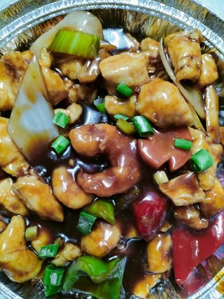 102. Pollo Con Gambas