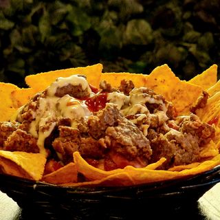 Nachos de Vaca Grelhado e Queijo