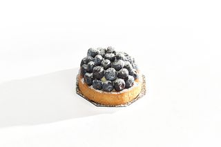 Crostatina con crema chantilly e mirtilli limited edition