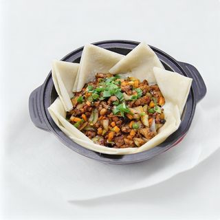 Chopped Chicken With Pancake