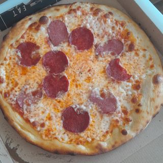 Pizza salam picant Ø32cm