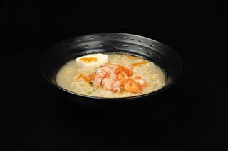 162. RAMEN IN BRODO CON GAMBERI