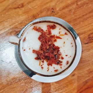 Aveludado de Melão com Presunto Crocante