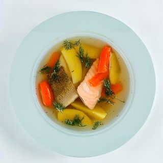 Юшка із судака з норвезьким лососем (500г)