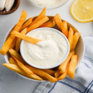 Sos de maioneză cu usturoi