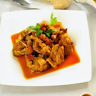 Cabri Sauté Au Légumes