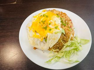 Arroz frito con col China picante（辣白菜炒饭）