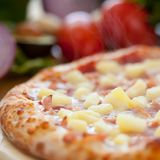 Pizza hawaiana (mediana)