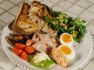 Італійська ранкова тарілка (320g)