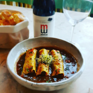 Canelones (3) de Rabo de Toro