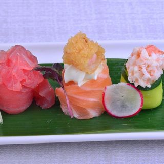 box 8 gunkan misto 10pz