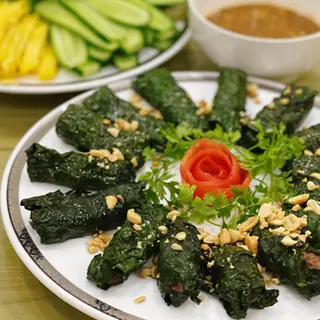 Bo Nuong La Lot