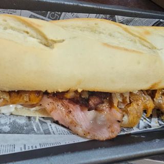 Bocadillo Carne de Kebab