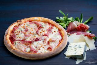 Pizza Premium (32 cm.)