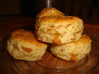 Pogačica sa čvarcima