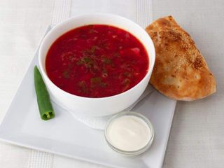 Borș roșu fără carne