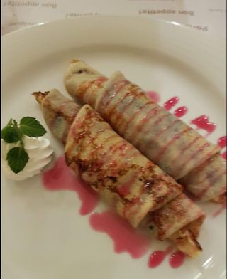 Clatite cu gem de fructe