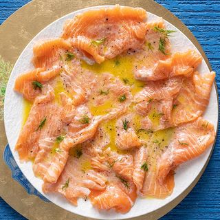 Carpaccio di salmone caramellato e citronette allo yuzu