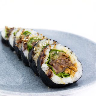 Futomaki korean pulled pork 6 szt.