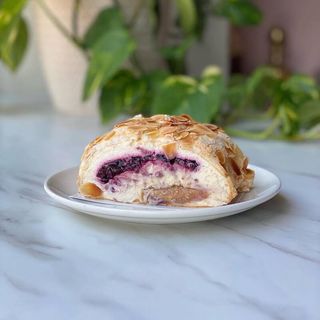 Rolada jeżyna Baileys 