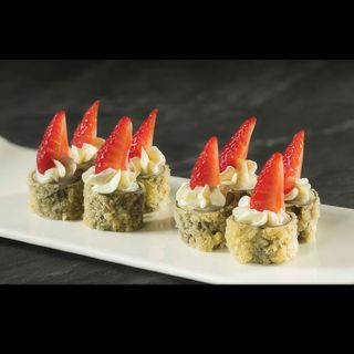 132 Hosomaki fragola 8 pezzi