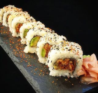 94. Uramaki spicy tuna