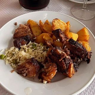 1/2 Dose Vitela Á Casa