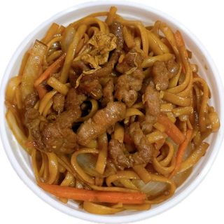 Tallarins Fregits Amb Vedella