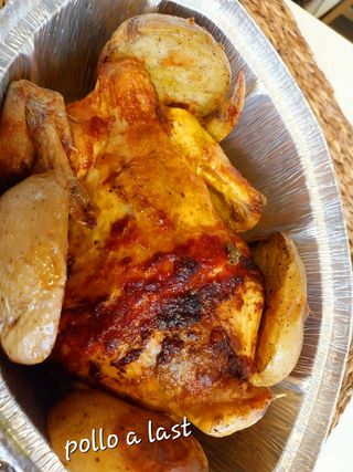 Pollo A L'ast (2 pechugas + 2 muslos)