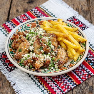 Aripioare de pui a la Chef cu branza si garnitura preferata